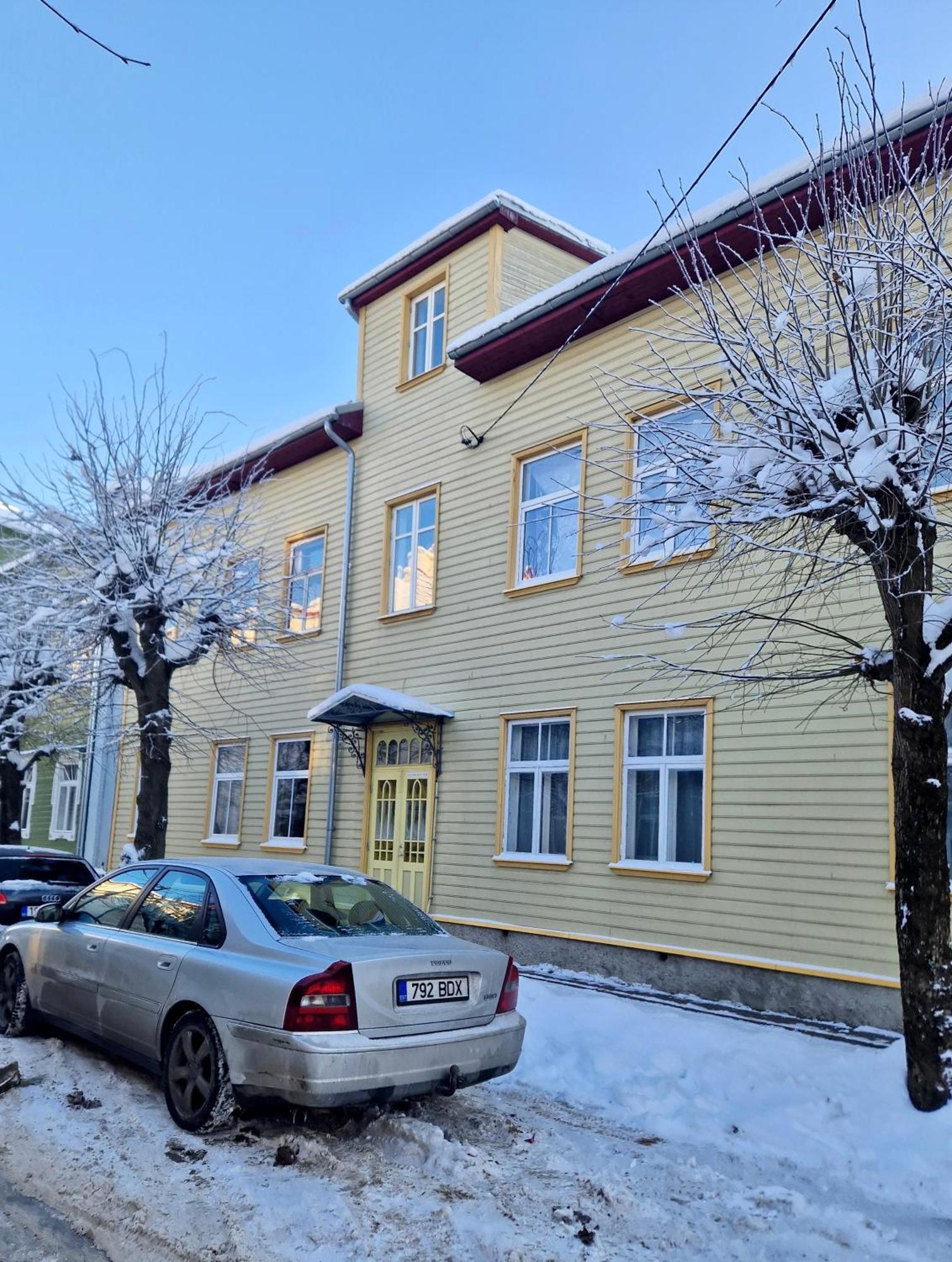 Tolstoi Scandinavian 1 Bedroom Apartment + Free Parking Tartu Esterno foto